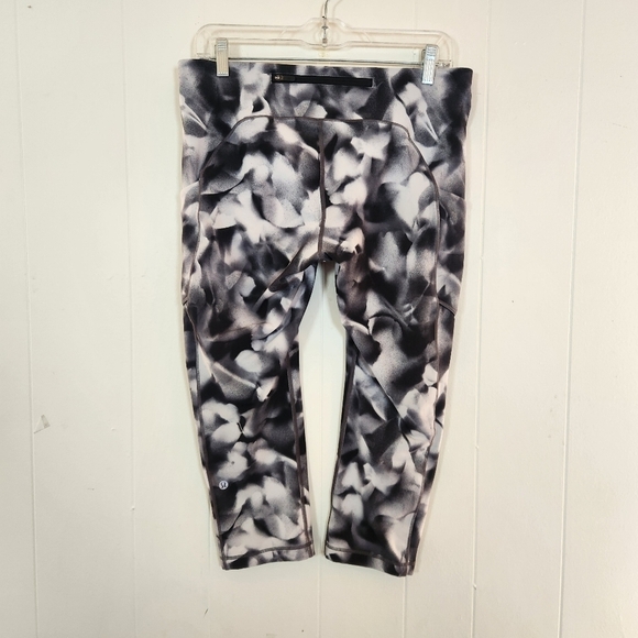 Lululemon Speed Up Crop Black Grey White Size 10 - Picture 3 of 16
